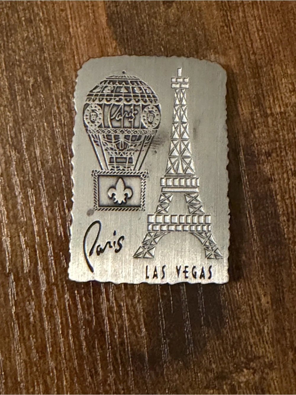Paris Las Vegas Eiffel Tower Hot Air Balloon Metal Magnet Vintage Casino Resort